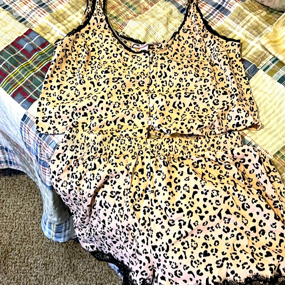 Brand new Victoria Secret pajama set